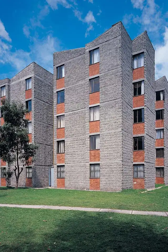 Bloques residenciales de Bosques Comuneros en Bogotá